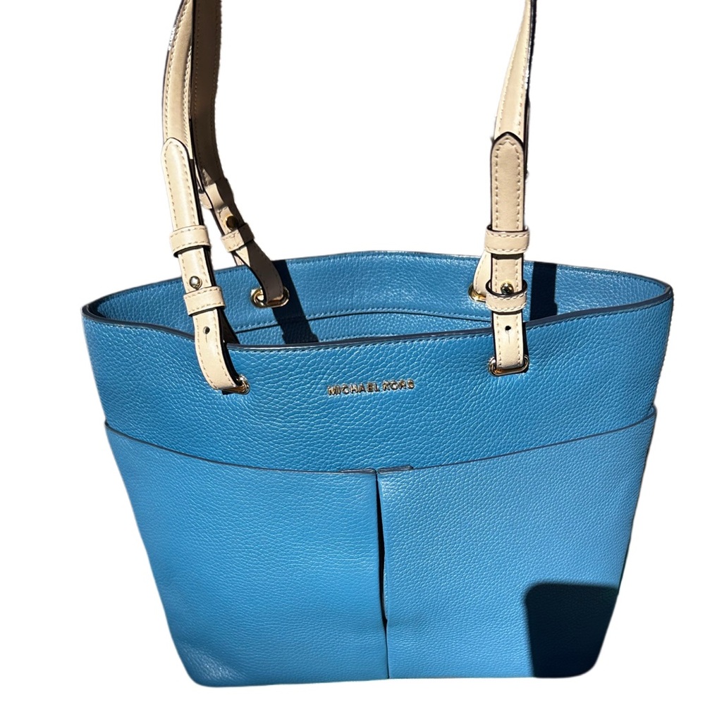 MICHAEL KORS BEDFORD LARGE PEBBLED BLUE CREAM Leather Tote with Silver Hardware